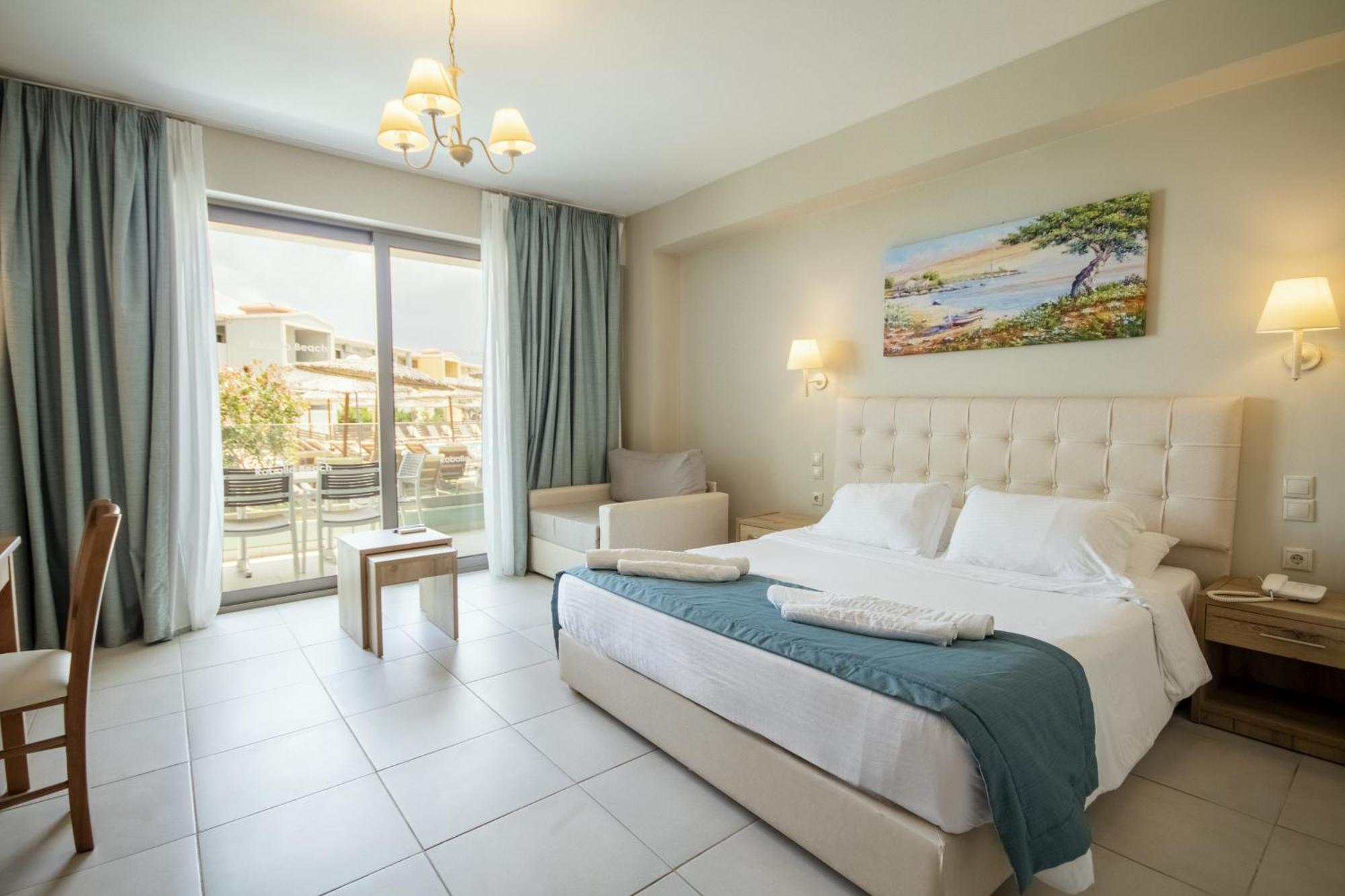 Apart Otel Robolla Roda (Corfu)